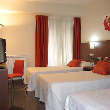 Hotel Txartel Lasarte Oria Екстериор снимка