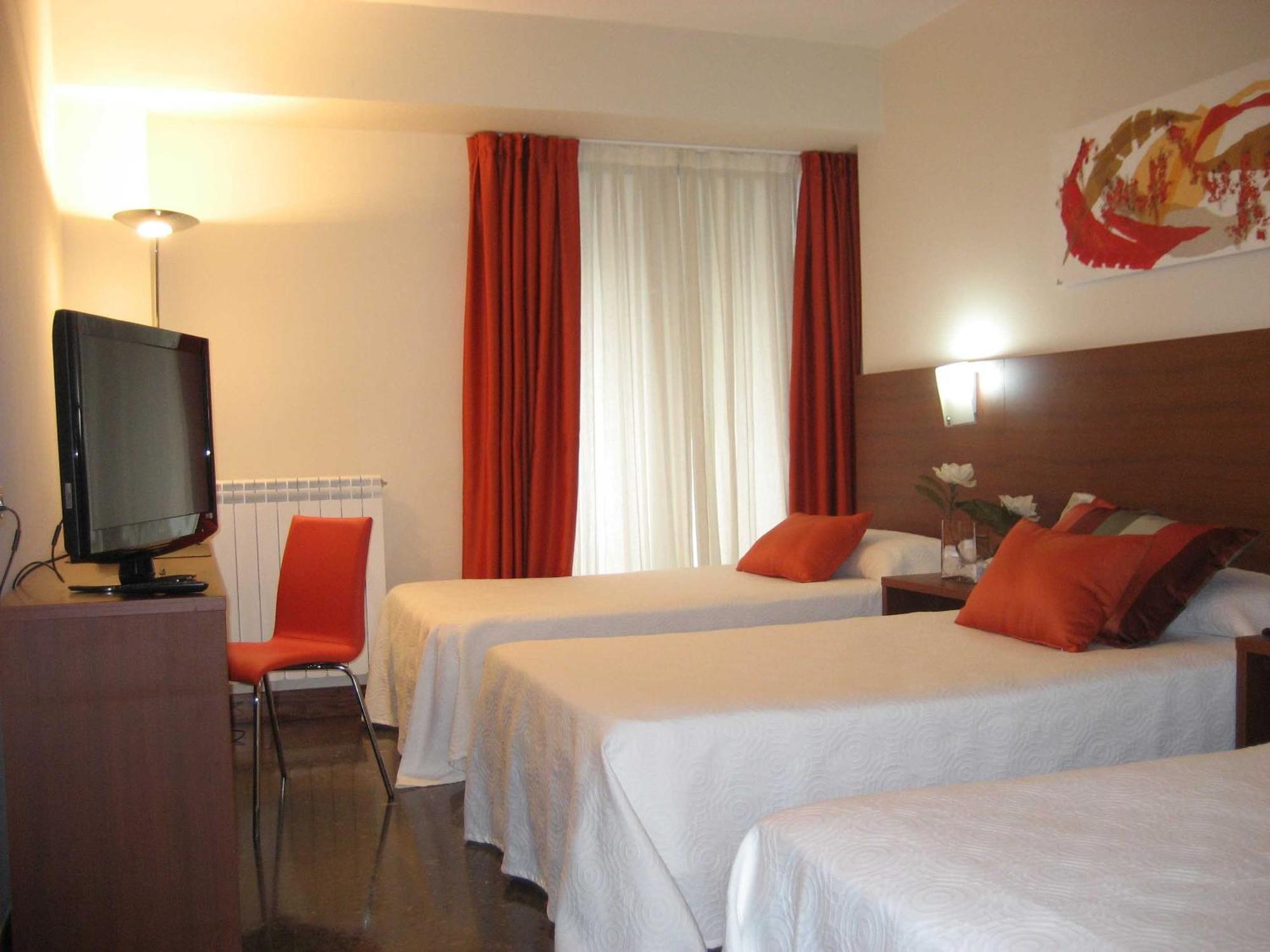 Hotel Txartel Lasarte Oria Екстериор снимка