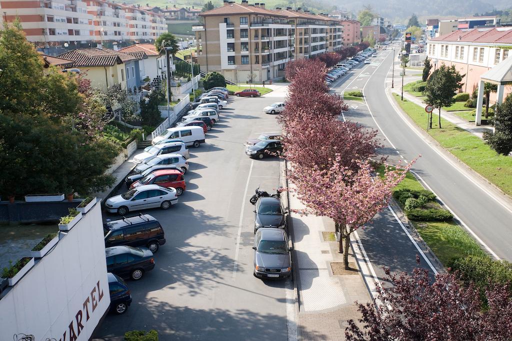 Hotel Txartel Lasarte Oria Екстериор снимка