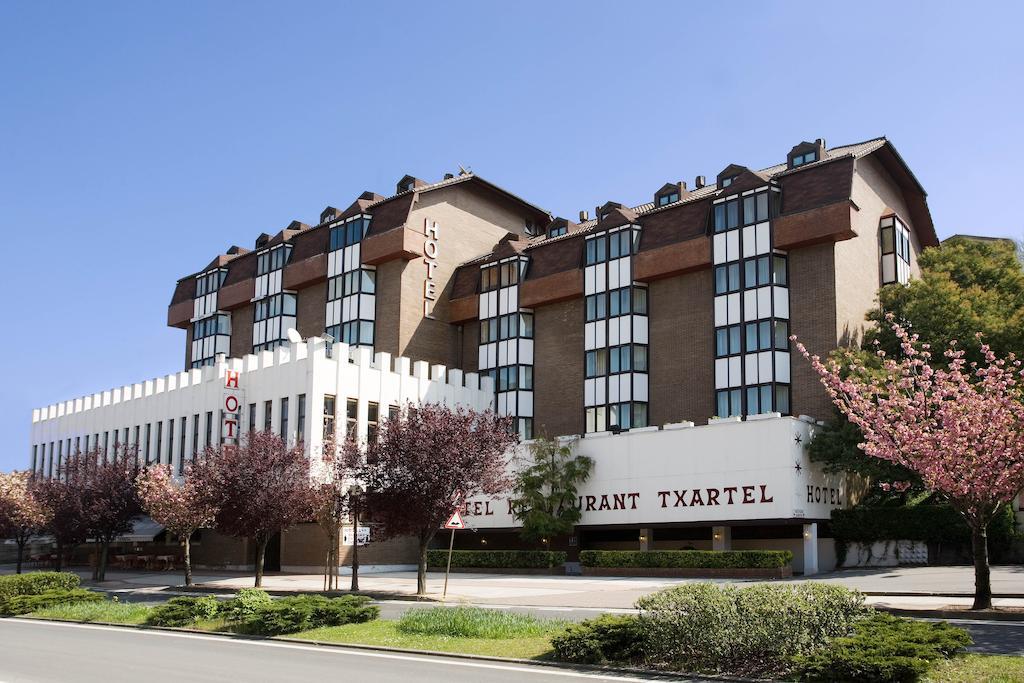 Hotel Txartel Lasarte Oria Екстериор снимка