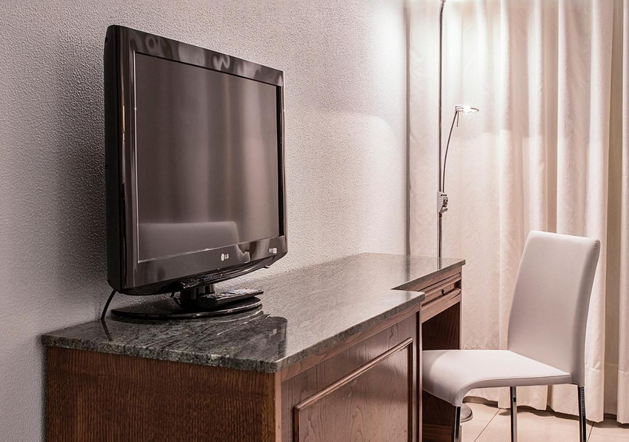 Hotel Txartel Lasarte Oria Екстериор снимка