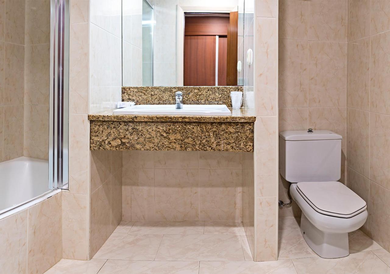 Hotel Txartel Lasarte Oria Екстериор снимка