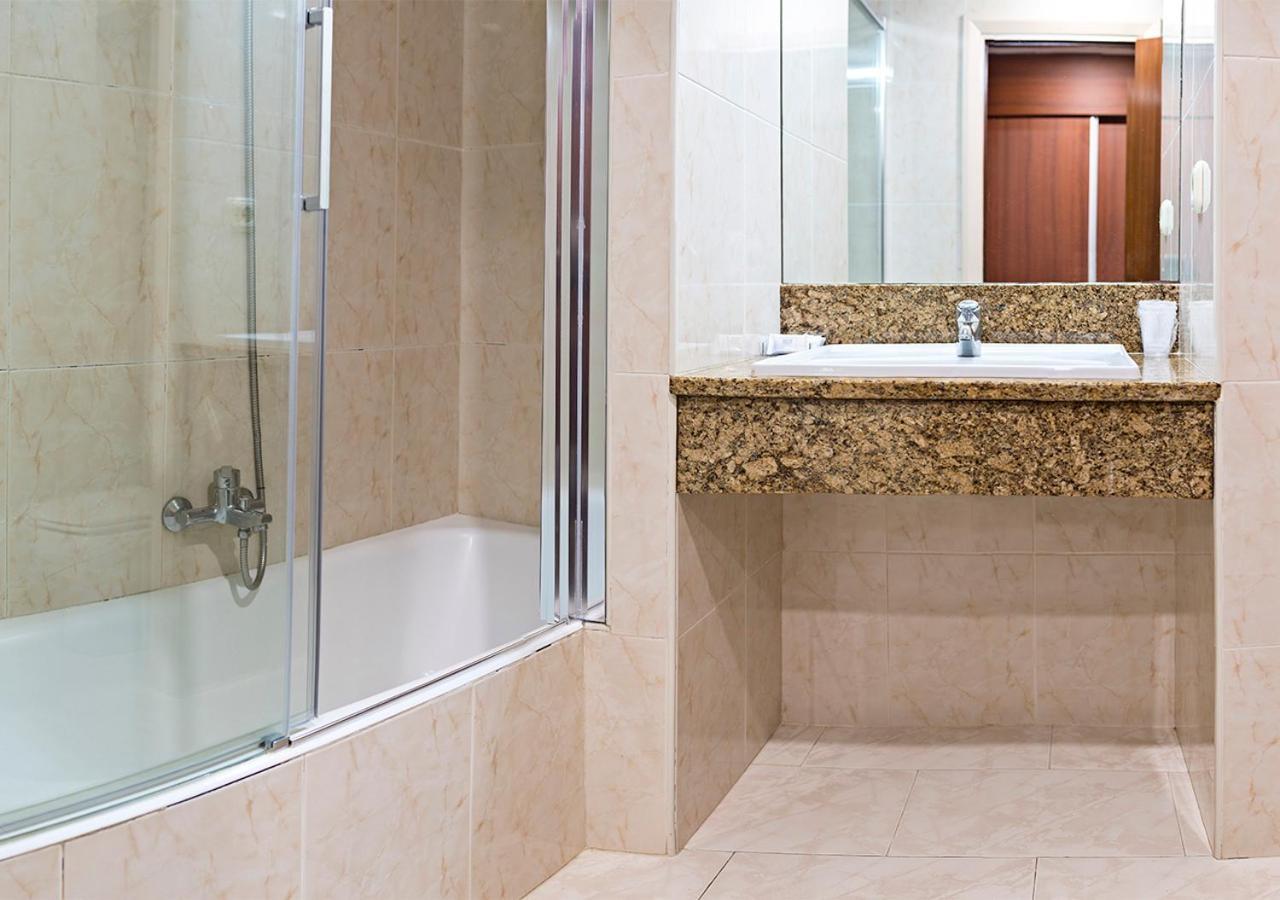 Hotel Txartel Lasarte Oria Екстериор снимка