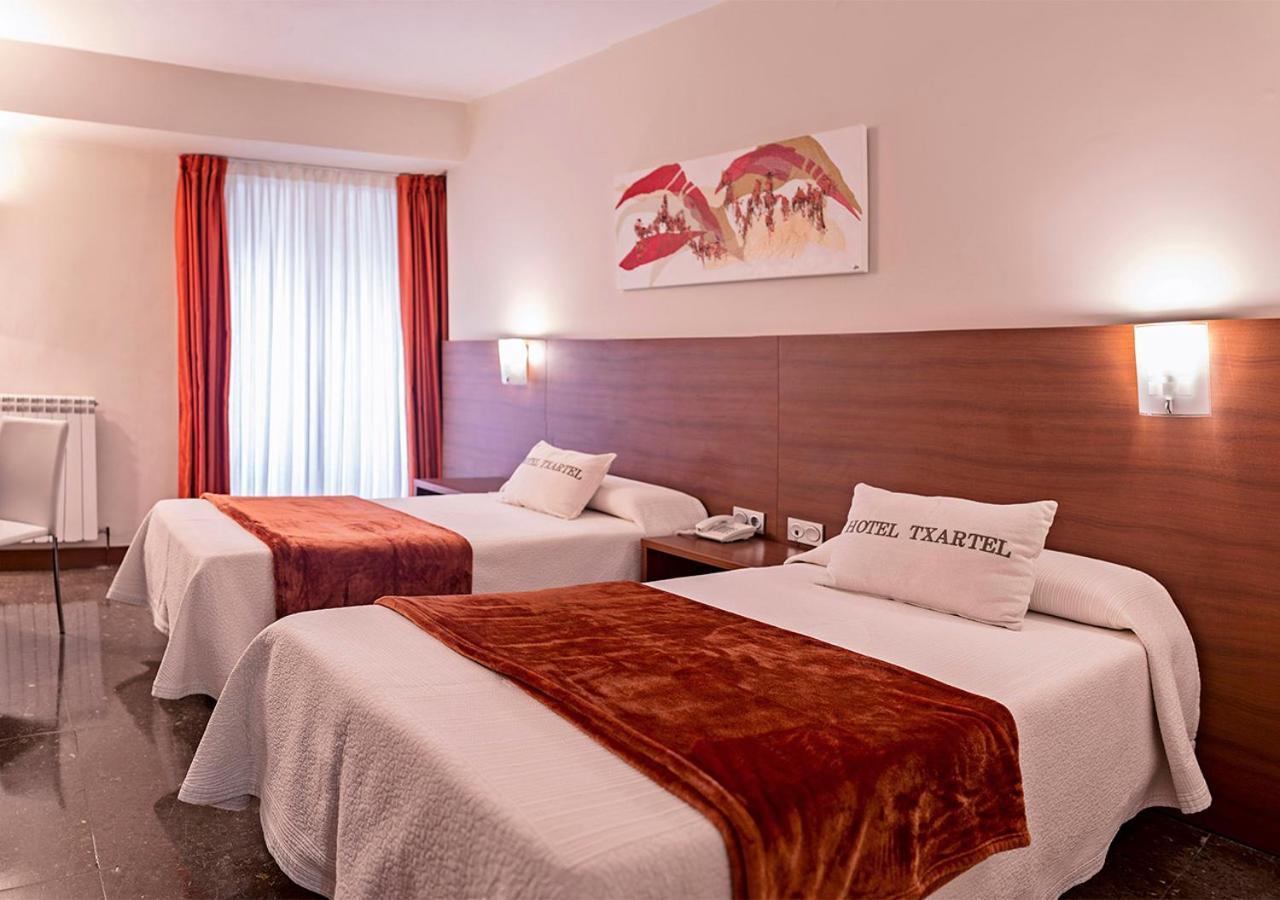 Hotel Txartel Lasarte Oria Екстериор снимка