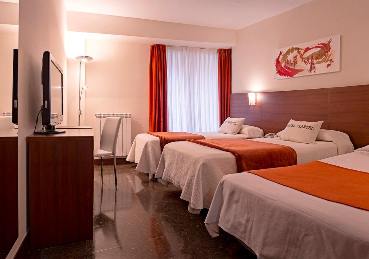 Hotel Txartel Lasarte Oria Екстериор снимка